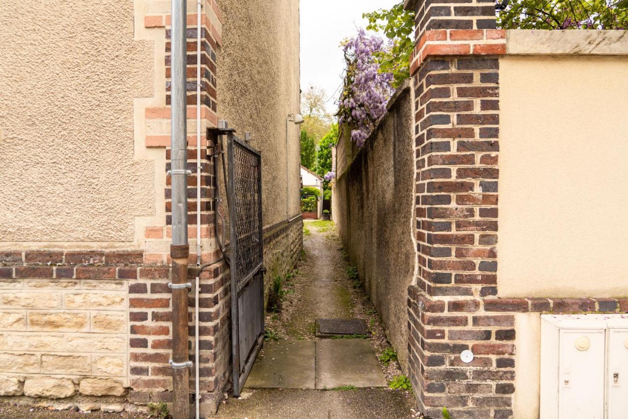 Appartement Cozy Avec Stationnement Gratuit Saint-André-les-Vergers Esterno foto